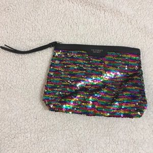 VS sequins clutch